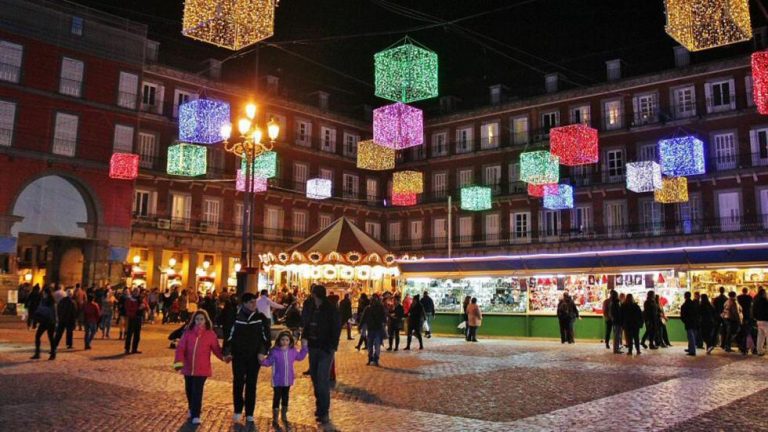 kbas madrid mercado-navidad-plaza-mayor